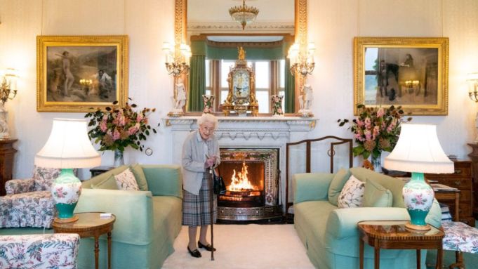 Lâu đài Balmoral thuộc sở hữu của Nữ hoàng Elizabeth II sẽ lần đầu mở cửa trở lại sau ngày bà qua đời.