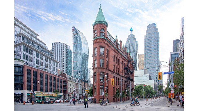 Tòa nhà Gooderham lịch sử của Toronto