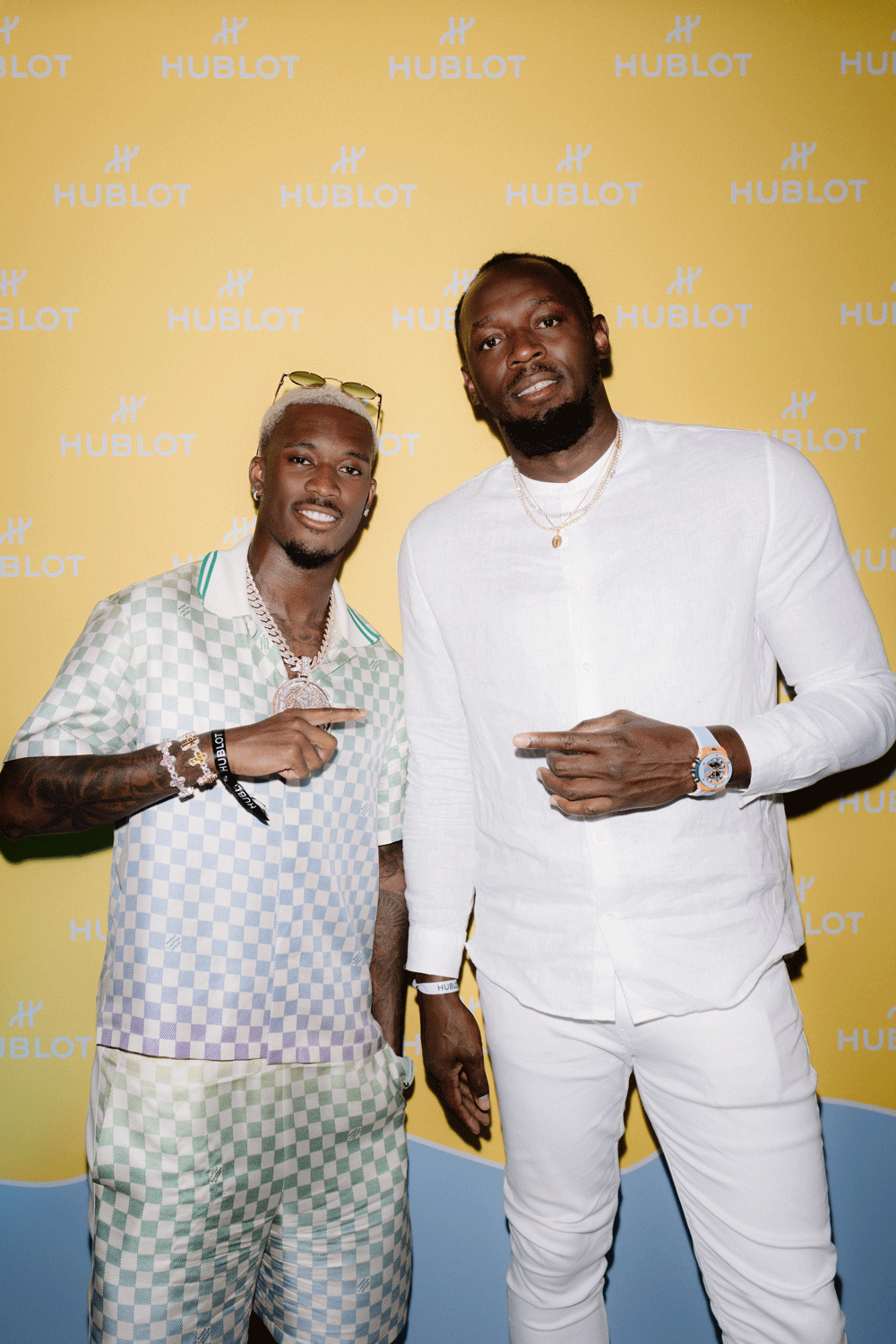 Vận động viên điền kinh Usain Bolt và ngôi sao bóng đá Callum Hodson-Odoi tại sự kiện của Hublot. 