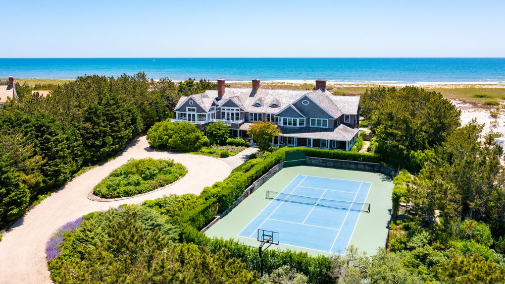 hamptons mansion