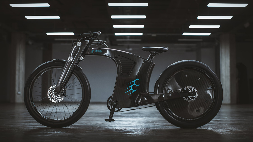 CrownCruiser