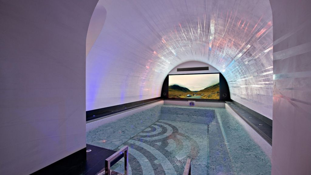 Indoor Pool. Grafton Street