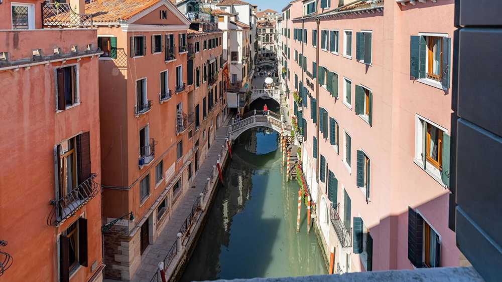 Venice Residence for $3.1 Million Canal View