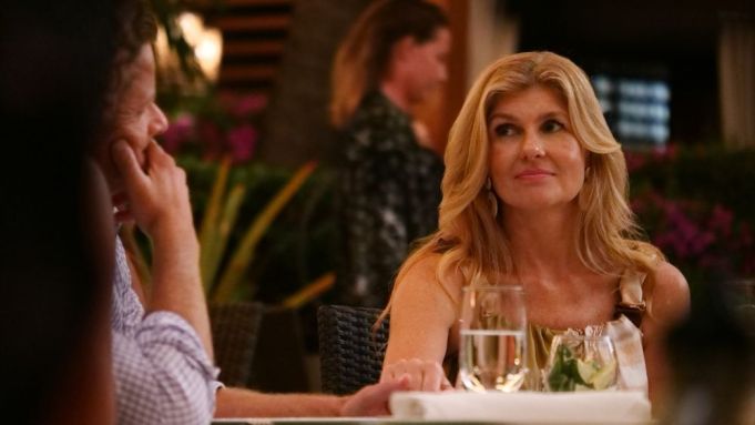 Connie Britton thủ vai Nicole Mossbacher trong phần một của The White Lotus